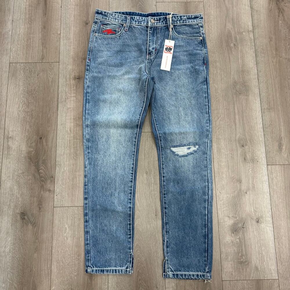 New Asaali Mens Light Wash Distressed Jeans size 32 B29